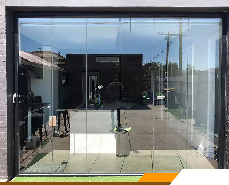 Installation of Frameless Glass Shop Fronts